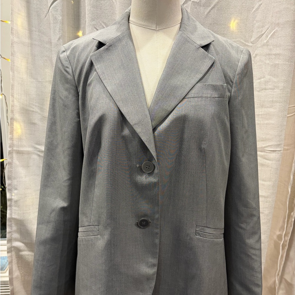 Women’s Talbots silk Gray Blazer